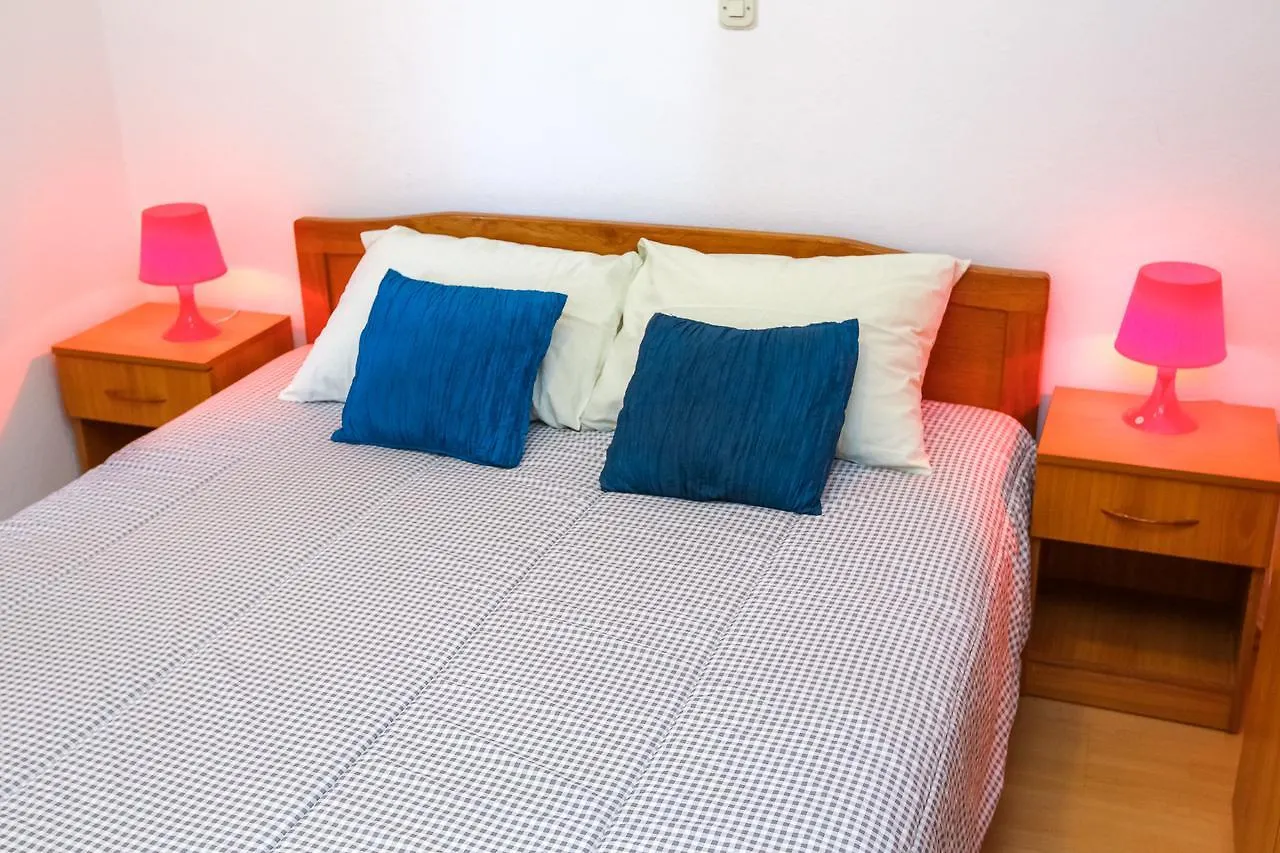 Apartments Martina Pakostane 0*,  Croatia