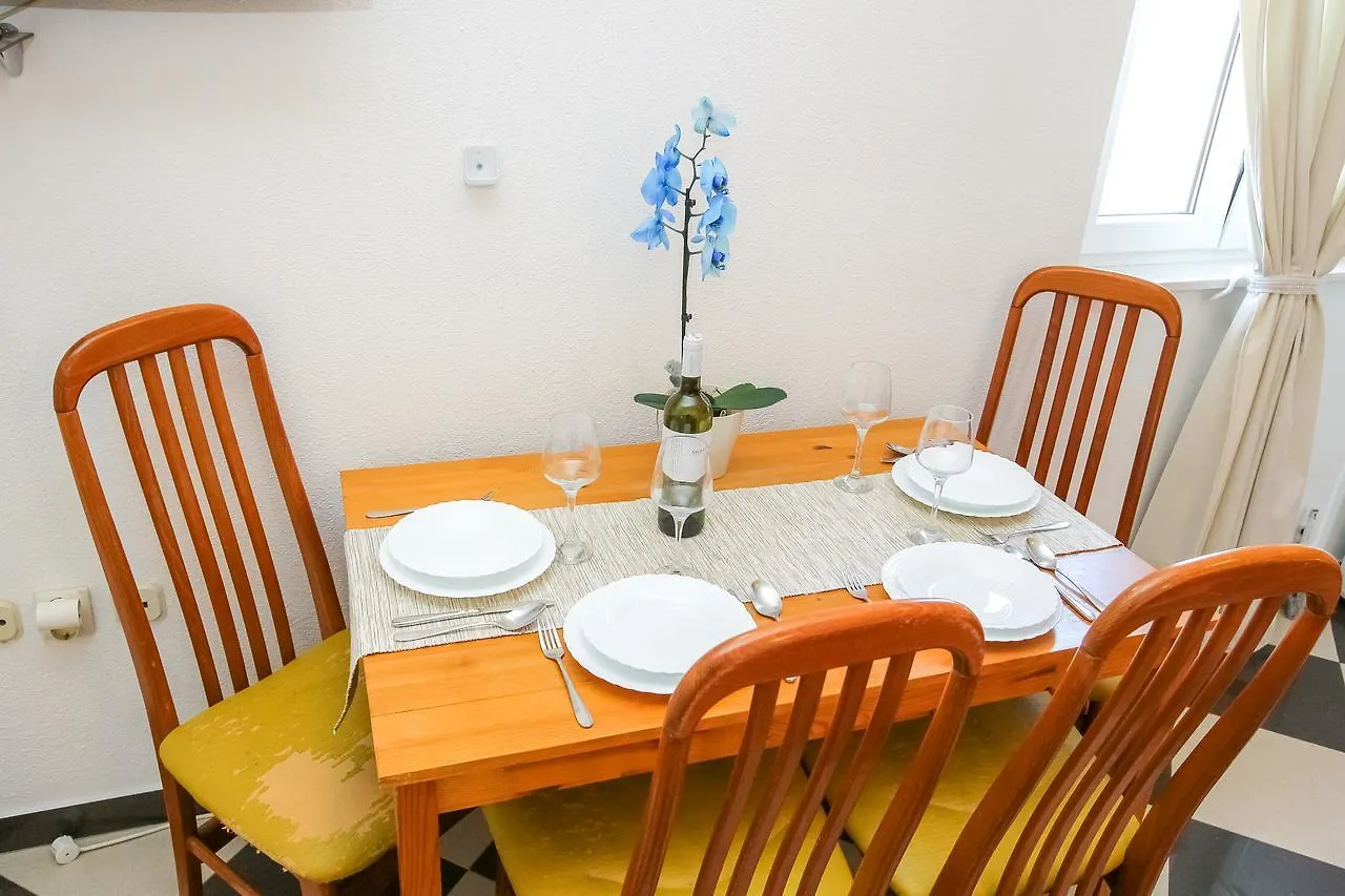 Apartments Martina Pakostane 0*,  Croatia