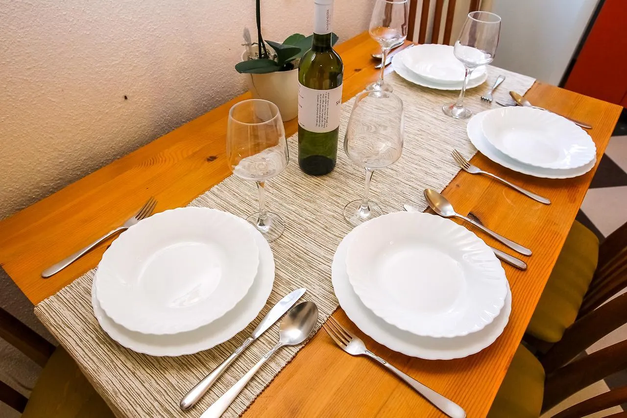 Apartments Martina Pakostane Croatia
