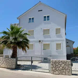 Janko Apartament