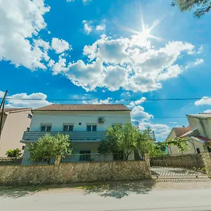 Brekalo Apartament